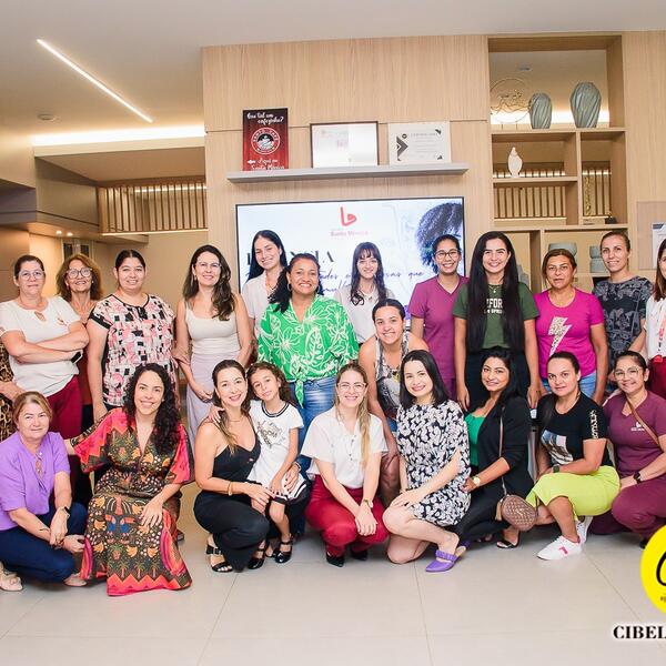 Laboratório Santa Mônica comemora o Dia Da Mulher com evento para as colaboradoras